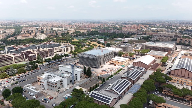Veduta-aerea-nuovi-teatri-in-costruzione-a-Cinecitta-Vinardi - Laterlite